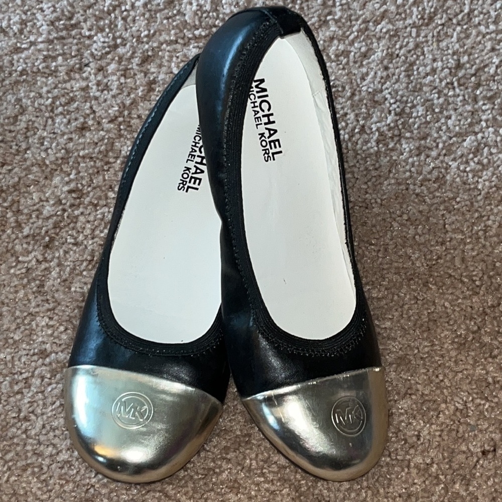 Michael Kors Rover metallic toe cap black leather ballet flats size 5 - Picture 3 of 8